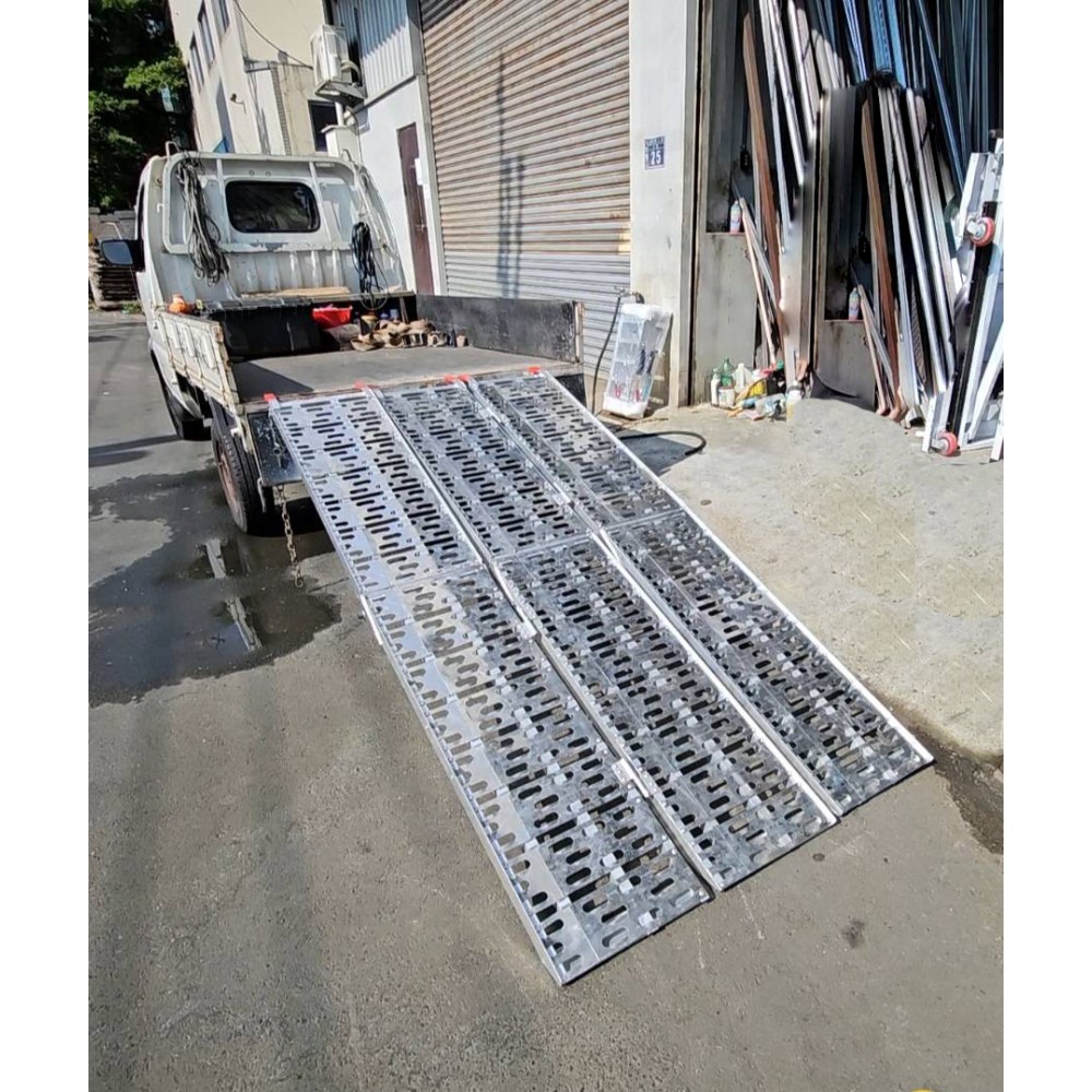 Six-Fold Loading Ramps W-6X